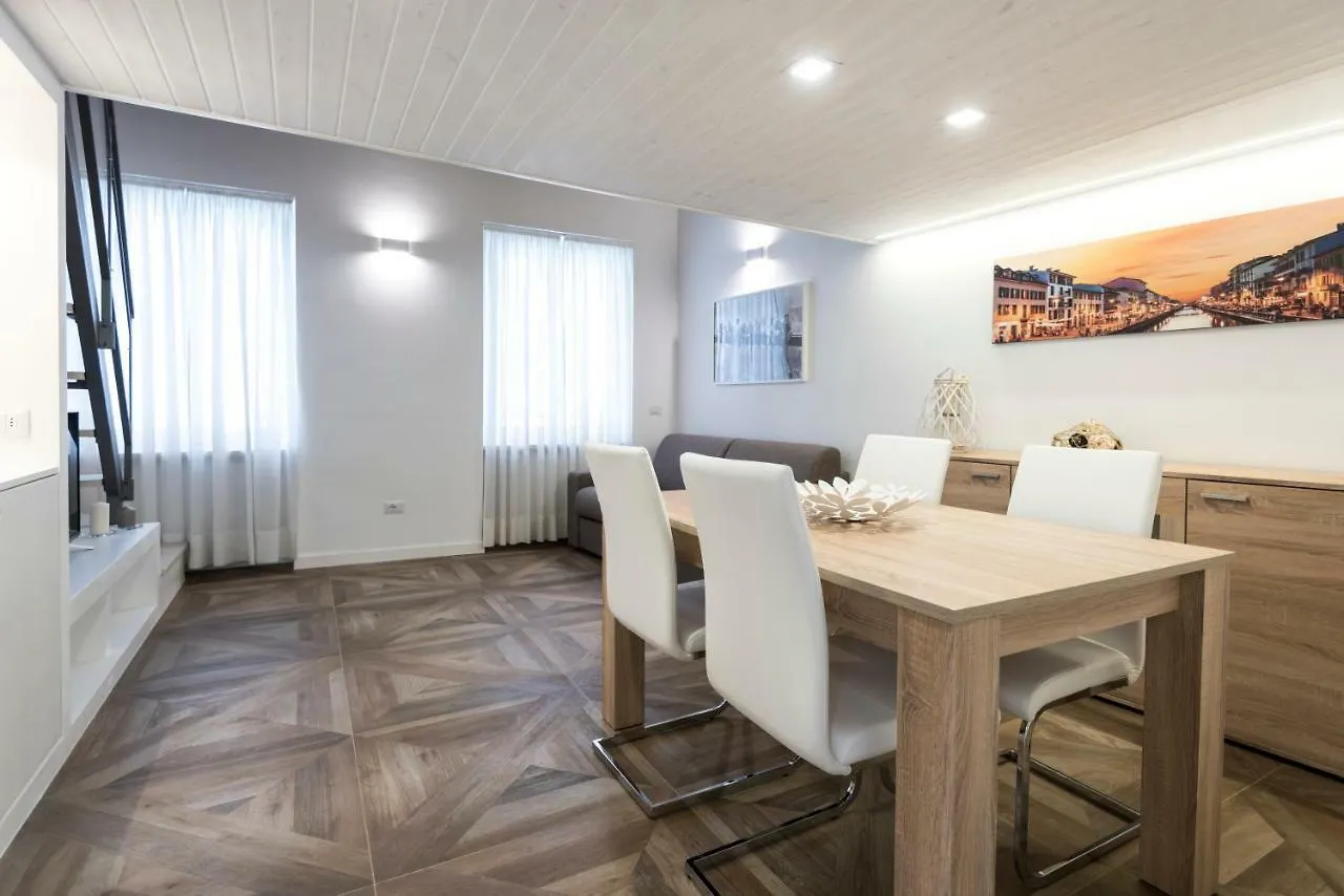 Luxury Apartment Milano Centro إيطاليا